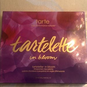 Tarte tartelette in bloom eye shadow palette